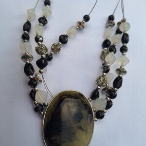 Necklace choker  vintage